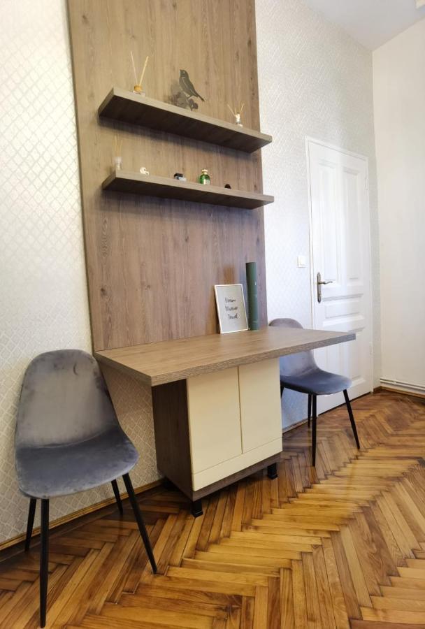 Zen Apartments Орадеа Екстериор снимка