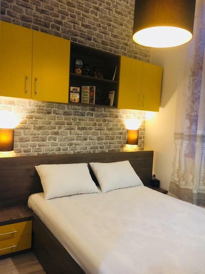 Zen Apartments Орадеа Екстериор снимка